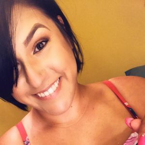 Meet your Posher, Alexandra